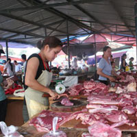 Tin tức trong ngày - Chỉ bán thịt trong 8 giờ: Quy định cho vui?