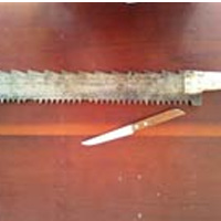 Pháp luật - Côn đồ đập phá, chém nhà dân vì không "có lễ"