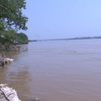 Tin tức trong ngày - Cứu cô gái trẻ tự tử ở cầu Chương Dương