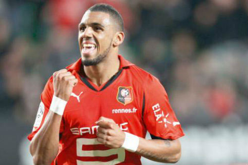 Arsenal: Chọn ai thay Alex Song? - 2