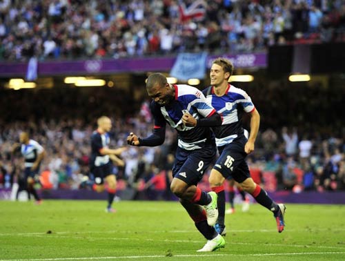 Chelsea: Thành bại tại Torres - 2