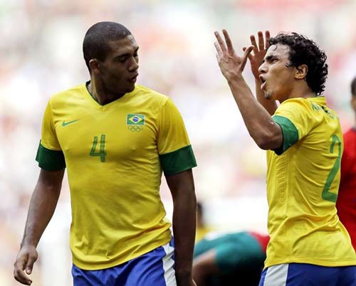 HOT: Man City sắp bán "máy chém" de Jong - 2