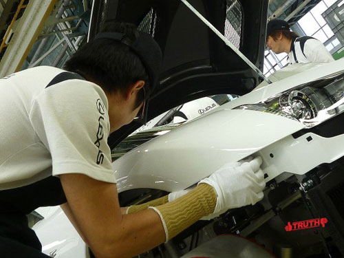 Khám phá nhà máy sản xuất Lexus LFA (Kỳ I) - 2