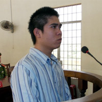 Pháp luật - Hiếp dâm em họ sống cùng nhà