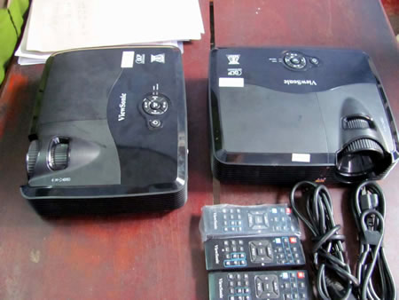 Những chiếc máy chiếu bỗng dưng biến mất - 2