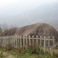 Phi thường - kỳ quặc - Tảng đá có hình người "làm chuyện ấy"