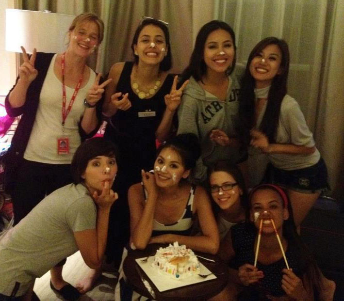 Hoàng My nhảy tưng bừng tại Miss World - 10