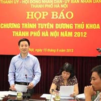 Giáo dục - du học - Hà Nội tuyển thẳng thủ khoa vào làm Nhà nước