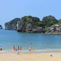 Du lịch - Đảo ngọc Cát Bà lung linh trong nắng cuối hè