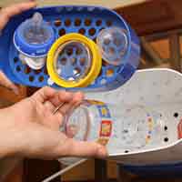 Sức khỏe đời sống - Cách tiệt trùng dụng cụ ăn uống cho trẻ