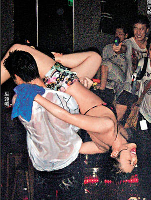 Mỹ nhân Hoa bị chộp ảnh thác loạn - 3