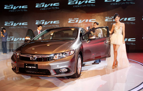 Có nên mua Honda Civic 2012? - 1