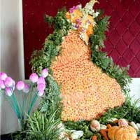 Phi thường - kỳ quặc - Phượng hoàng tỉa bằng củ, quả lớn nhất VN