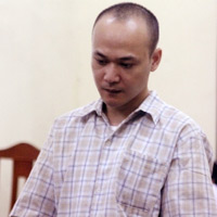 Pháp luật - Cựu CA làm giả con dấu đi lừa cuỗm xe ôtô