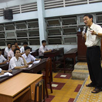 Giáo dục - du học - Giải pháp nào cho hệ tại chức?