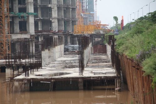 Trở lại điểm nóng "hố tử thần" ở Hà Nội - 5