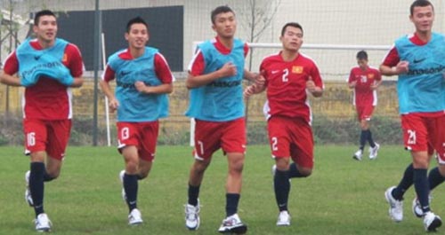 Rèn xong thể lực, U19 Việt Nam hạ sơn - 1