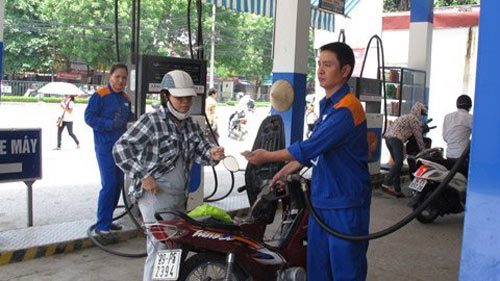 Doanh nghiệp xăng dầu lại kêu lỗ - 2