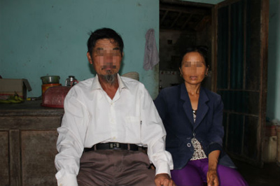 Cứu nữ sinh khỏi động quỷ, mang về làm con dâu - 2