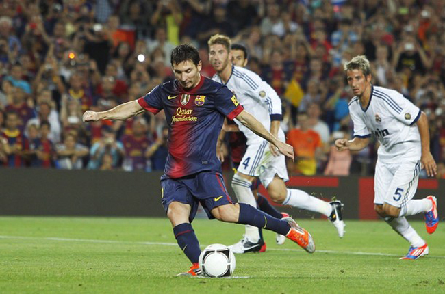 Trên đà hưng phấn, Barca có bàn vượt lên dẫn trước ở phút 70. Messi hoàn thành nhiệm vụ trên chấm penalty. Trước đó, Iniesta xử lý bóng điệu nghệ khiến Ramos phạm lỗi trong vòng cấm. 