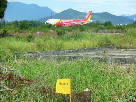 Dân sống gần sân bay Đà Nẵng nhiễm dioxin - 1