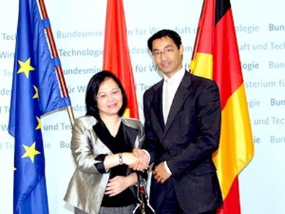 Phó Thủ tướng Đức gốc Việt sắp thăm Việt Nam - 1