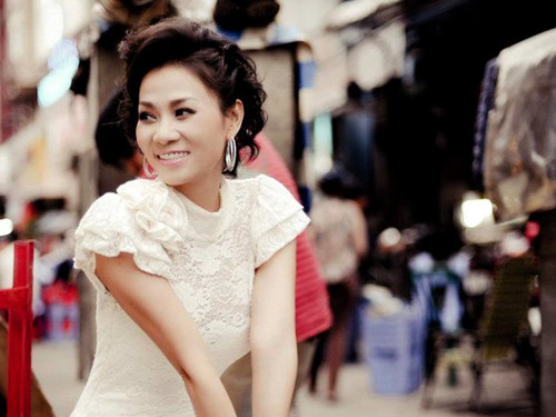 Thu Minh: Vẫn chờ mái ấm gia đình - 3