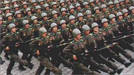 Ông Kim Jong-Un ban hành lệnh chiến đấu - 1