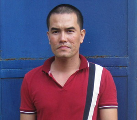 Giải cứu thai phụ khỏi hai côn đồ - 1