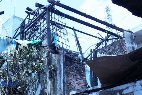 Nhà gỗ Chương Dương: Lâu lâu lại… cháy - 2