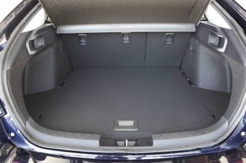 Mitsubishi Lancer công bố giá - 10