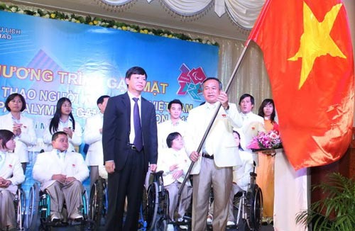 Lễ thượng cờ Việt Nam tại Paralympic London 2012 - 1