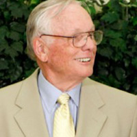 Tin tức trong ngày - Mỹ treo cờ rủ tưởng niệm Neil Armstrong