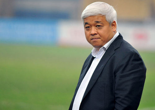 Vấn đề của bóng đá VN: Mất một ông bầu - 1