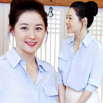  - Lee Young Ae xinh đẹp đi từ thiện