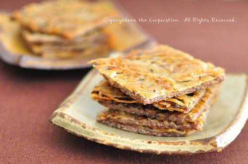 Bánh snack cực ngon từ thịt bò và mì tôm - 7