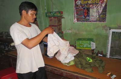 50 côn đồ hành hung người dân và công an - 2