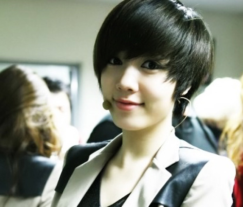 Học "gu" 3 cặp song sinh nổi nhất châu Á - 11