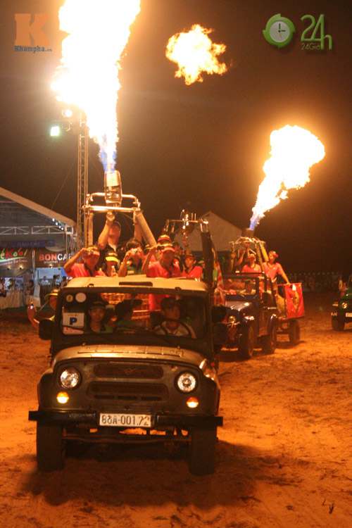 Đoàn xe "rồng lửa" náo loạn Mũi Né - 8