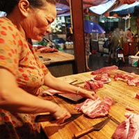 Tin tức trong ngày - Ngưng hiệu lực vụ “thịt tám giờ”