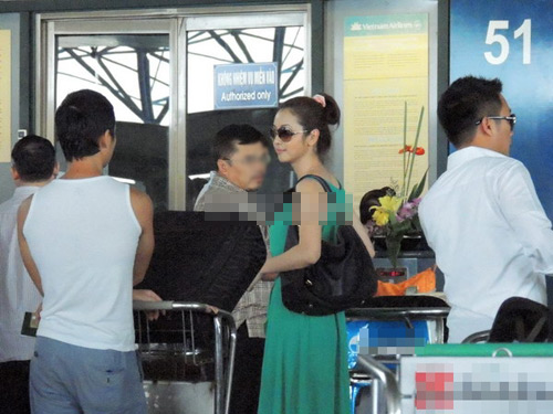 Con Jennifer Phạm thân người yêu của mẹ - 14