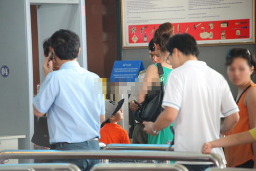 Con Jennifer Phạm thân người yêu của mẹ - 7