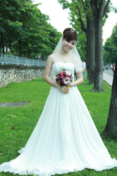 Thiếu nữ Hà Nội rạng rỡ làm cô dâu - 6