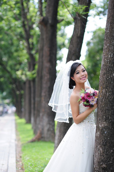 Thiếu nữ Hà Nội rạng rỡ làm cô dâu - 13