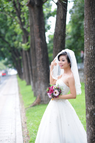 Thiếu nữ Hà Nội rạng rỡ làm cô dâu - 14