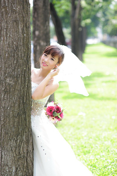 Thiếu nữ Hà Nội rạng rỡ làm cô dâu - 17