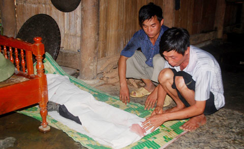 Chết lặng khi lũ quét mất 5 người thân - 2