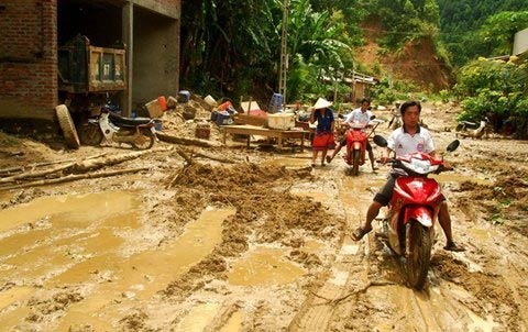 Chết lặng khi lũ quét mất 5 người thân - 4