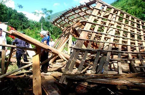 Chết lặng khi lũ quét mất 5 người thân - 5