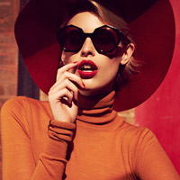 Bí quyết mặc đẹp - Kính tôn nét sexy bí ẩn cho gương mặt